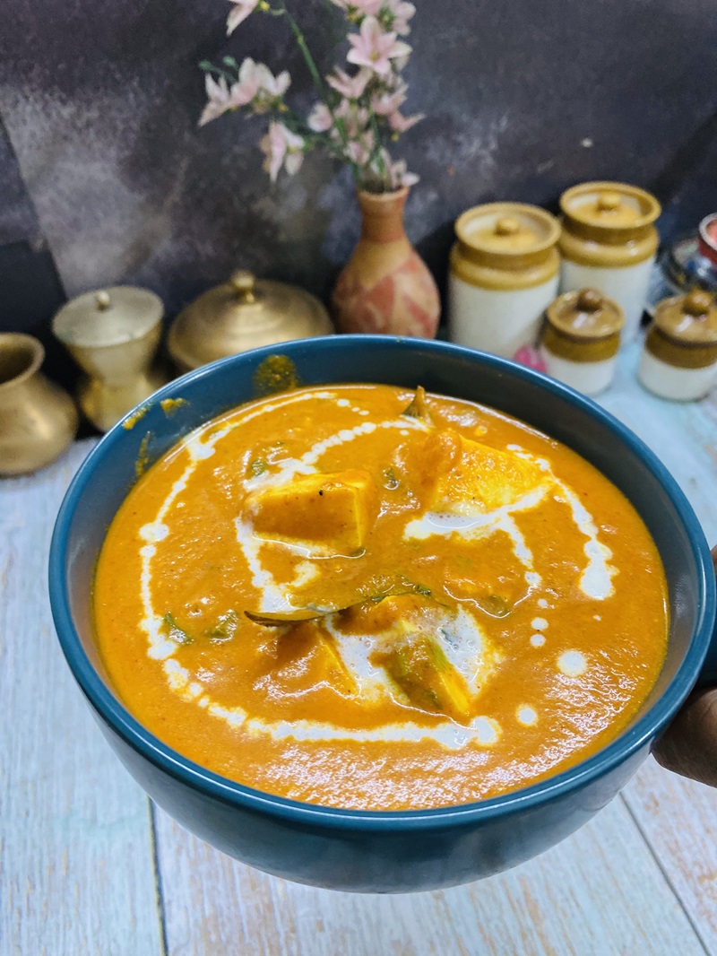 Paneer butter masala curry