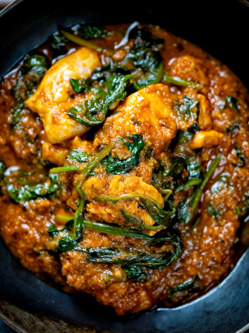 chicken saag curry